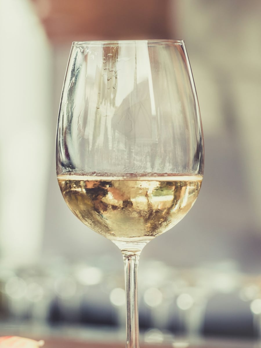 Pahar de vin alb
